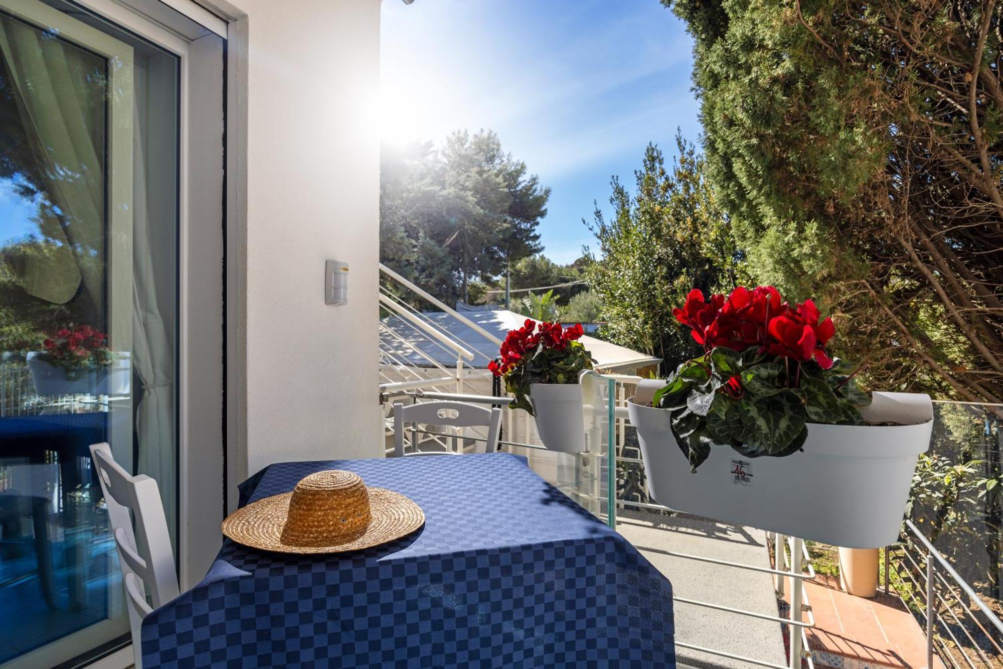 Blue Life, Sea-Luxury Rooms On The Beach Between Palermo And Cefalu' Casteldaccia Quarto foto